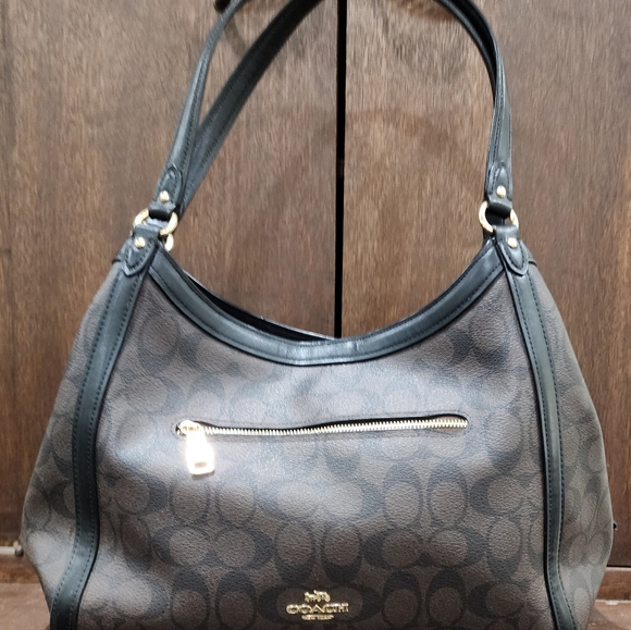 Coach Handbags - Coach Kristy Shoulder Bag Rarely Used w original tags!